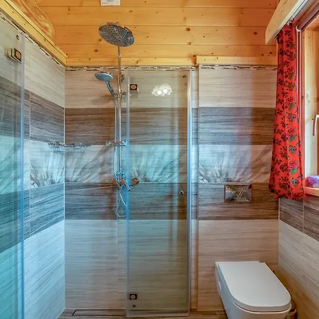 Domek W Bialce Z Jacuzzi W Ogrodzie Bialka Tatrzanska Exterior photo