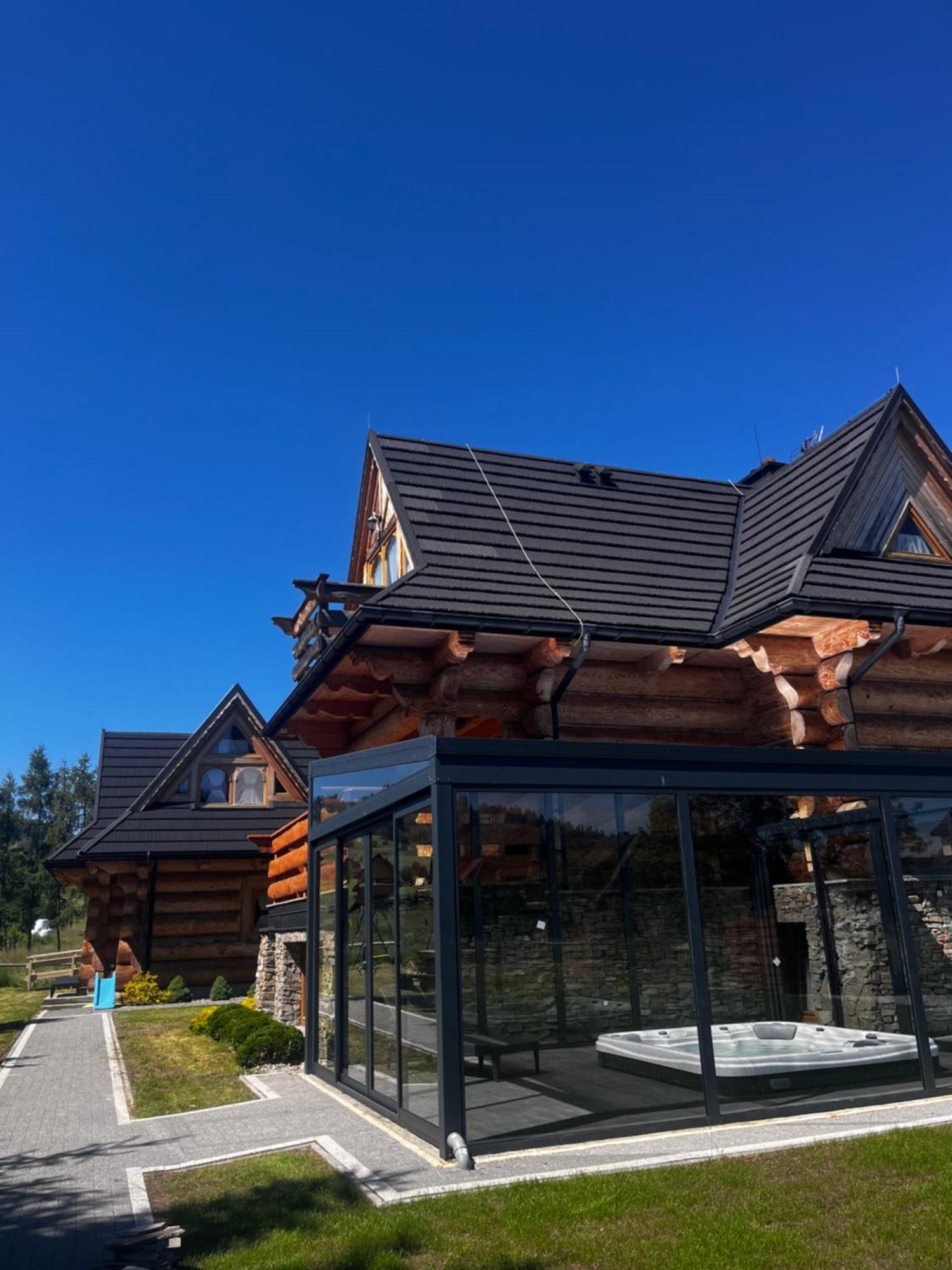 W Bialce Z Jacuzzi W Ogrodzie Chalet