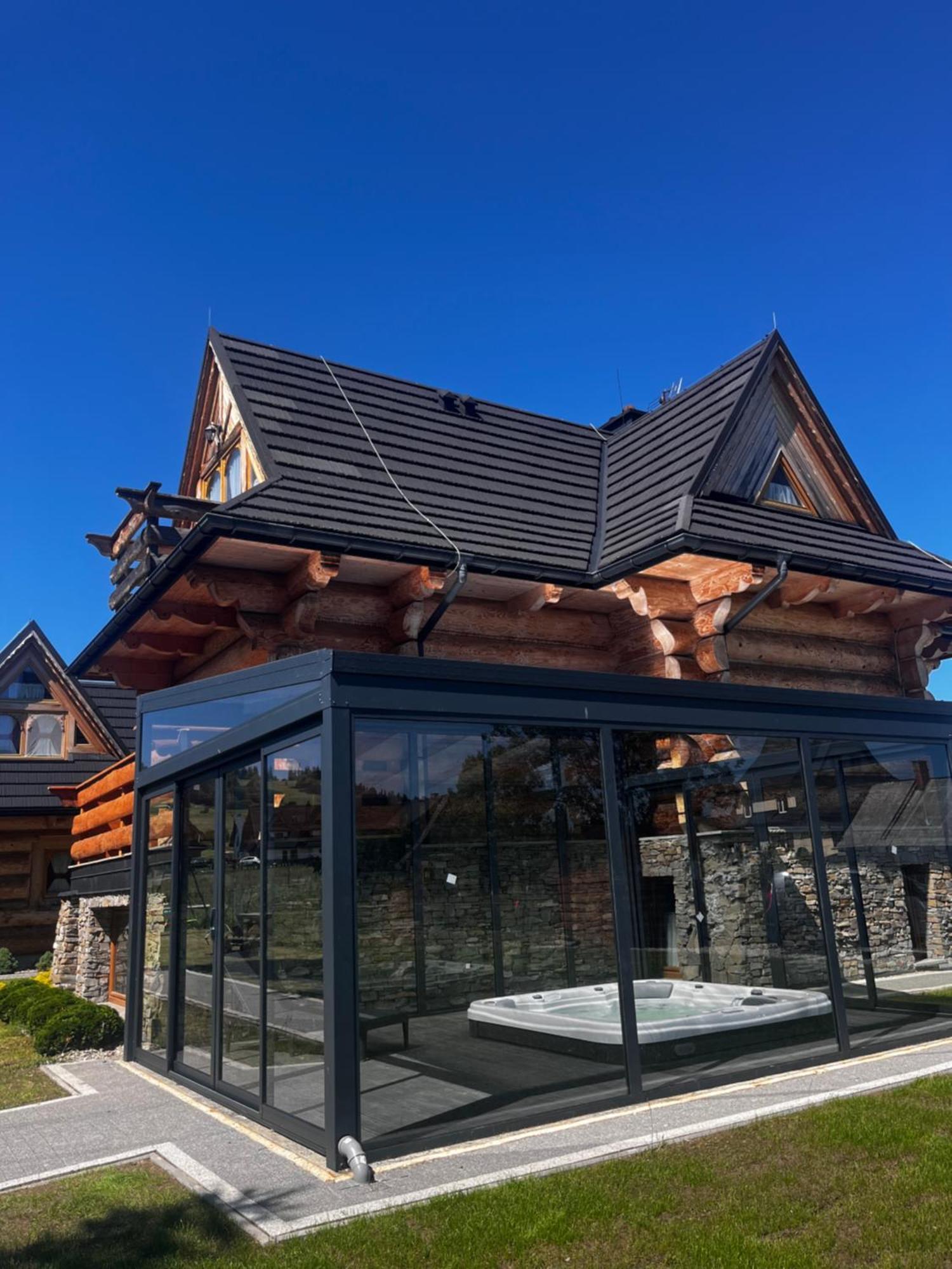 Chalet W Bialce Z Jacuzzi W Ogrodzie
