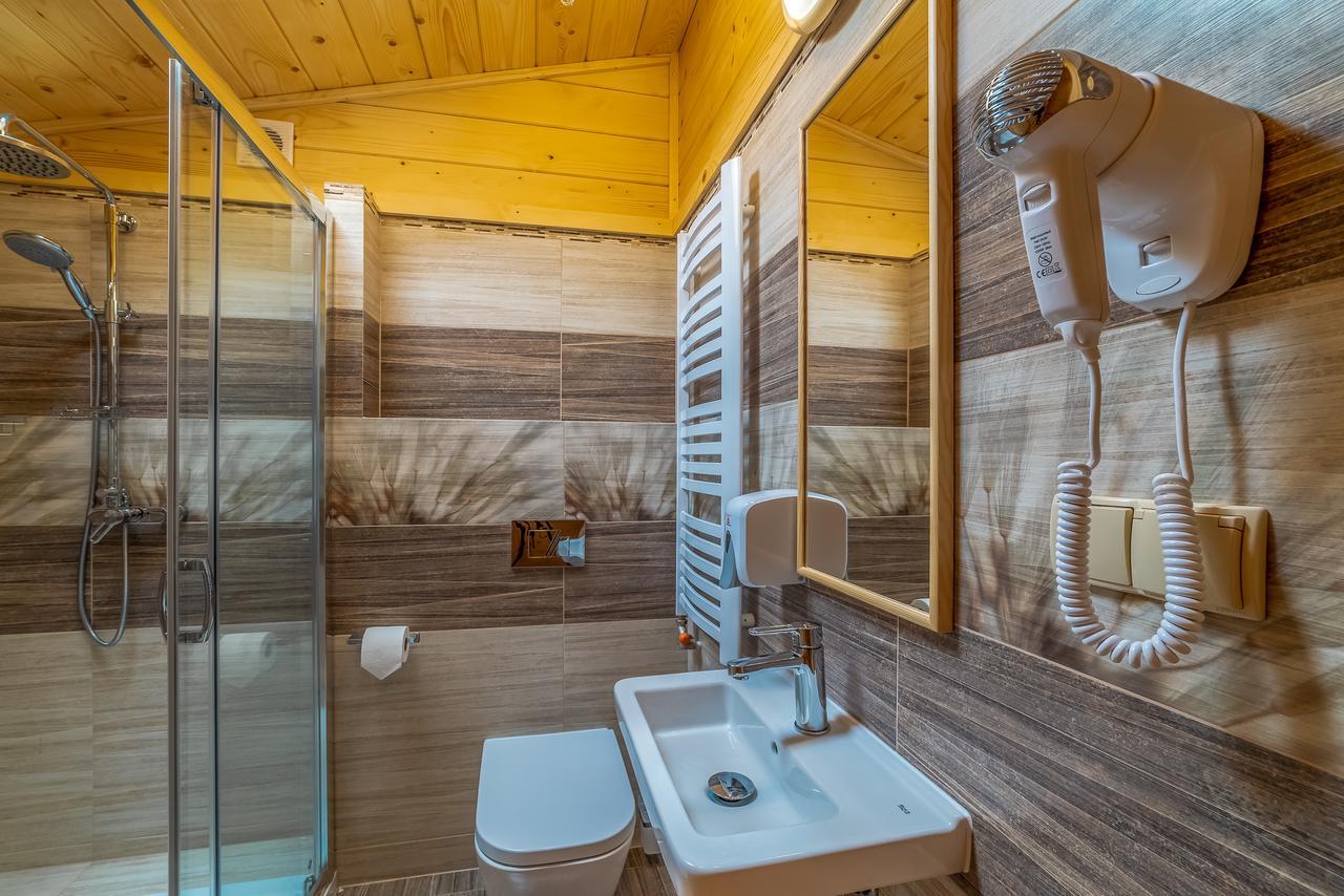 W Bialce Z Jacuzzi W Ogrodzie Chalet